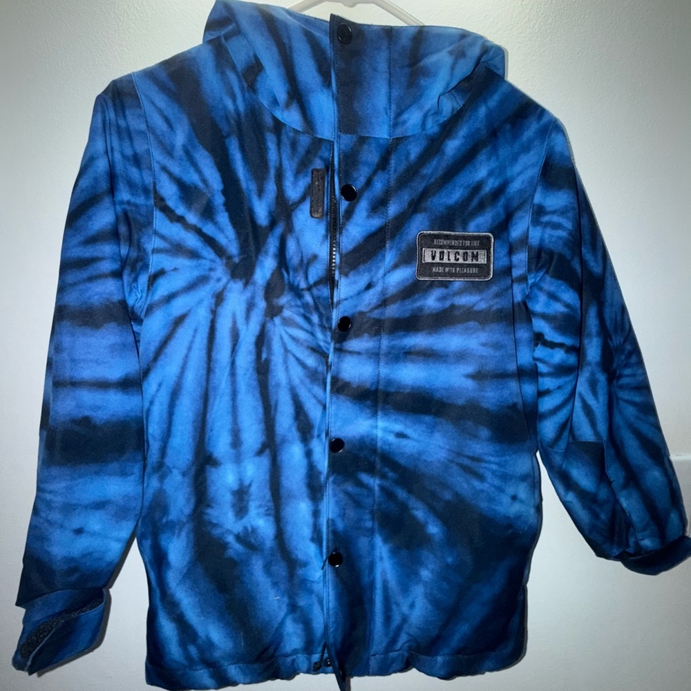 Volcom Blue and Black Jacket ski snow snowboard
